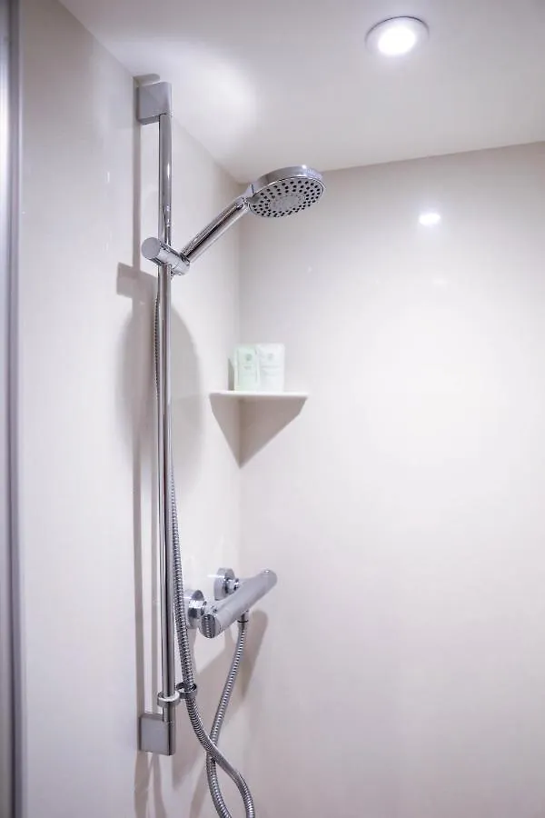 Hotel Altido Affordable York